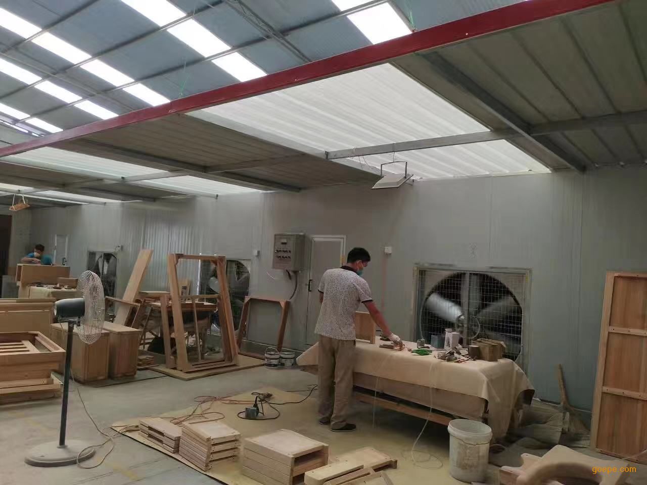 家具厂的工作都去哪里找呢？