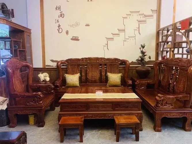 我是做家具业务的，怎样才能引起朋友圈的注意呢？